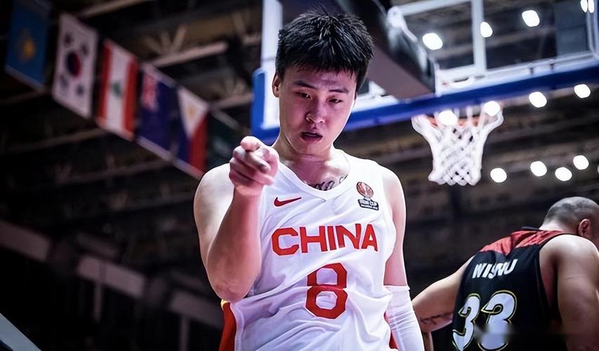 中国男篮斯杯直播
