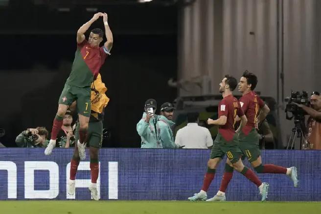 葡萄牙3-2险胜加纳