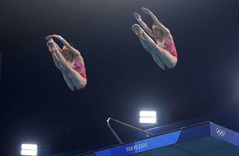 跳水女子10米跳台决赛直播电视台