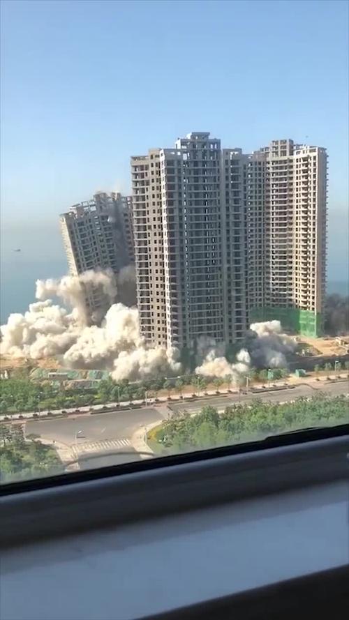 高楼爆破