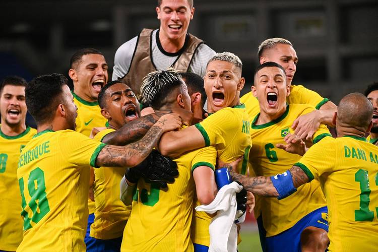 英格兰vs巴西的相关图片
